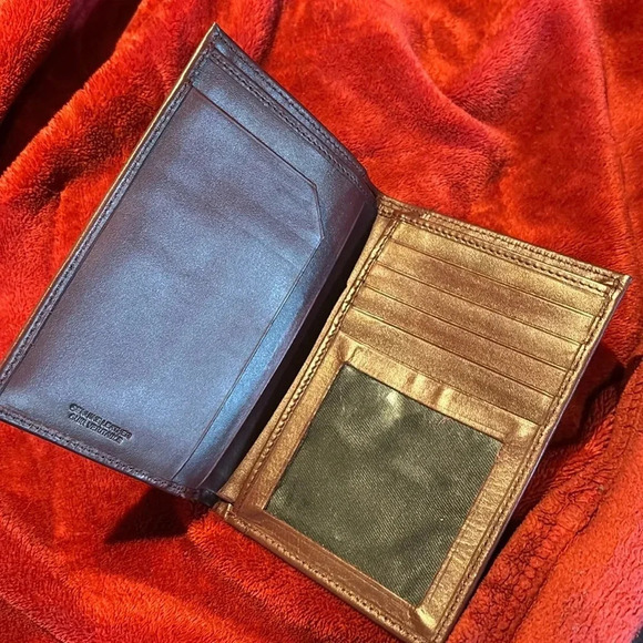 Genuine Leather wallet passport card holder in chocolate Brown - Picture 8 of 17